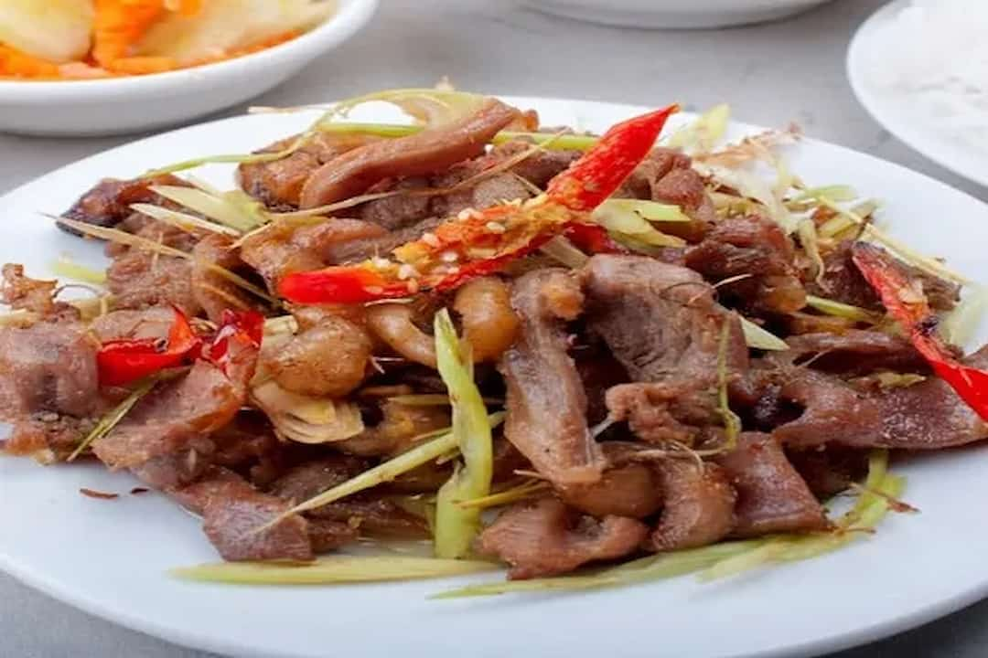 Cách làm thịt gà tây xào lăn